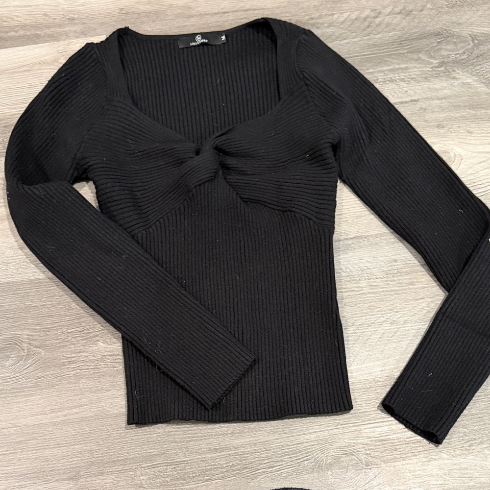 Black Ribbed Twist-Front Long Sleeve Top - Windsor
